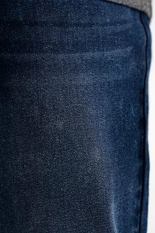 Straight Fit Jeans