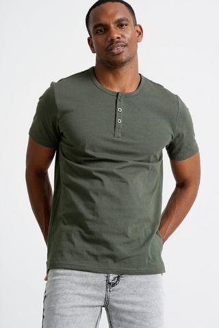 Button crew shop neck shirt