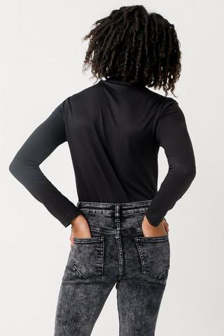 Turtle Neck Long Sleeve Top