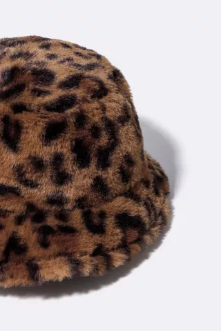 Fluffy Animal Print Bucket Hat