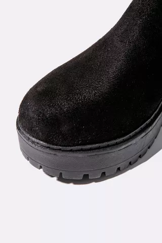 Chunky Chelsea Ankle Boot