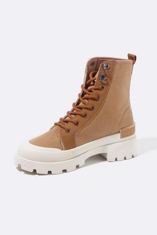 Hiker Boot
