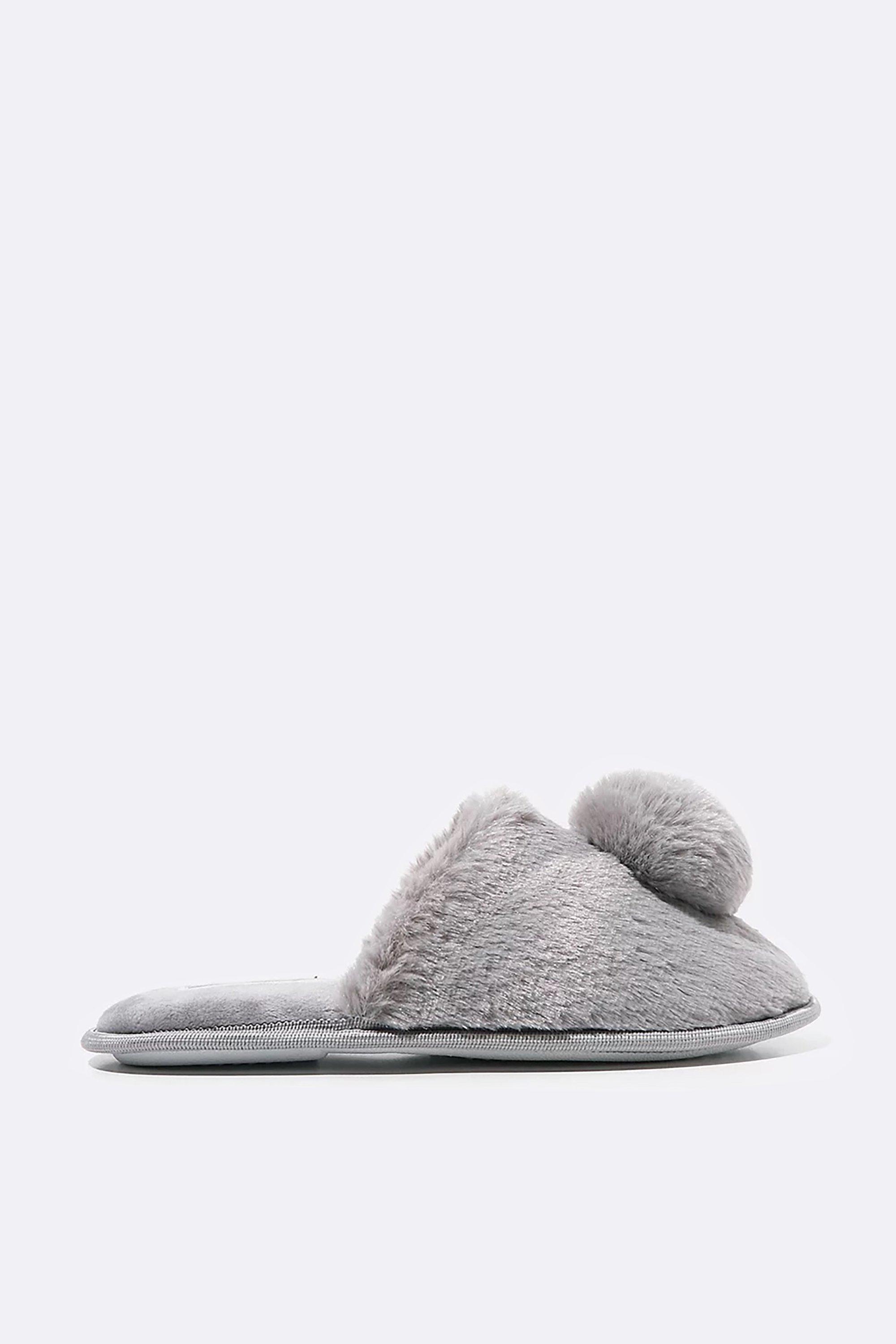 Mr price hot sale fluffy slippers