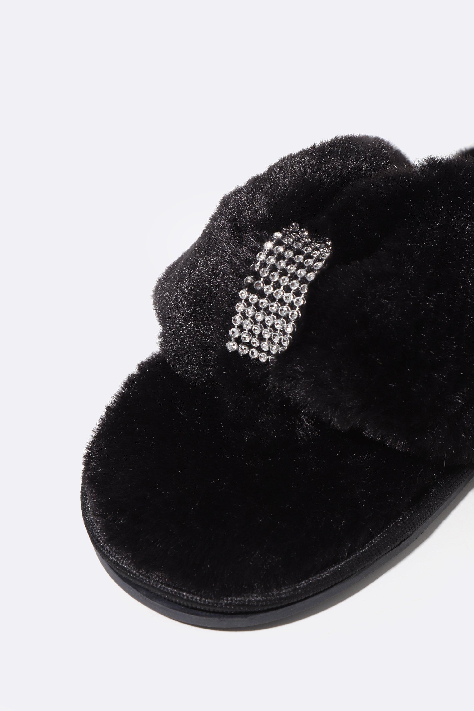 Mr price best sale fluffy slippers