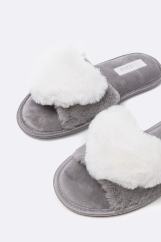 Fluffy Slipper