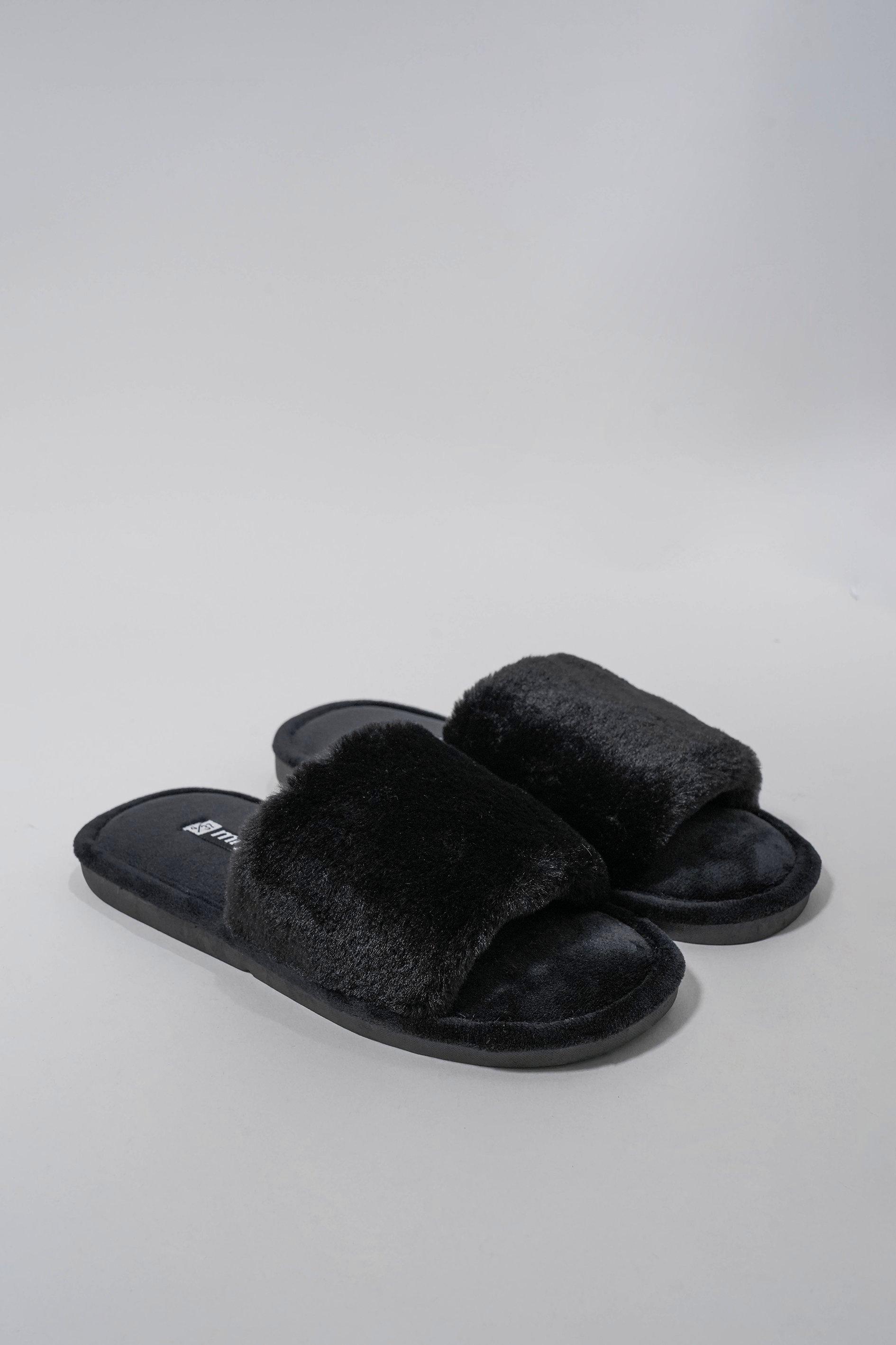 Slippers for ladies with price new arrivals