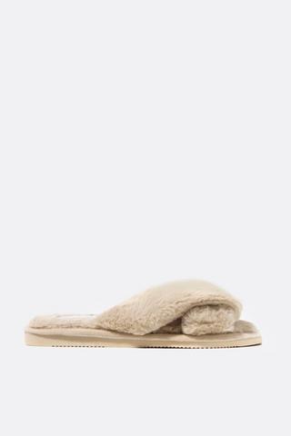 Fluffy Slipper