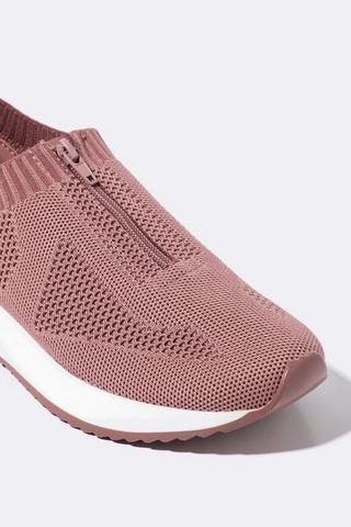 Slip-on Trainer