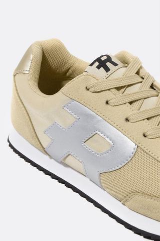 Retro Trainer