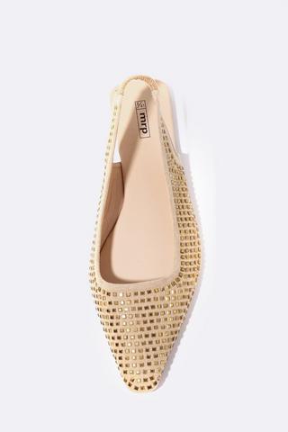 Slingback Pump