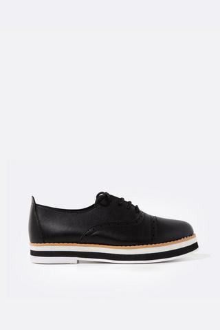 Lace Up Brogue