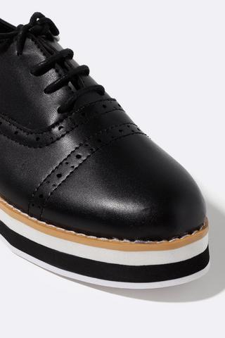 Lace Up Brogue