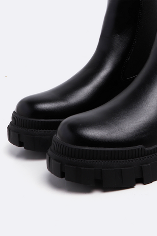 Chunky Chelsea Boot