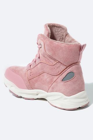Adventure Ankle Sneaker