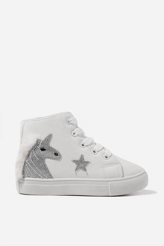 High Top Sneaker