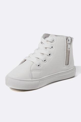 High Top Sneaker