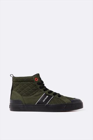 High Top Sneaker