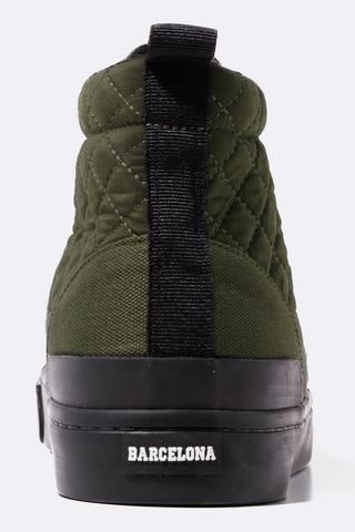 High Top Sneaker