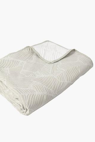 Polycotton Jacquard Palm Leaf Quilt