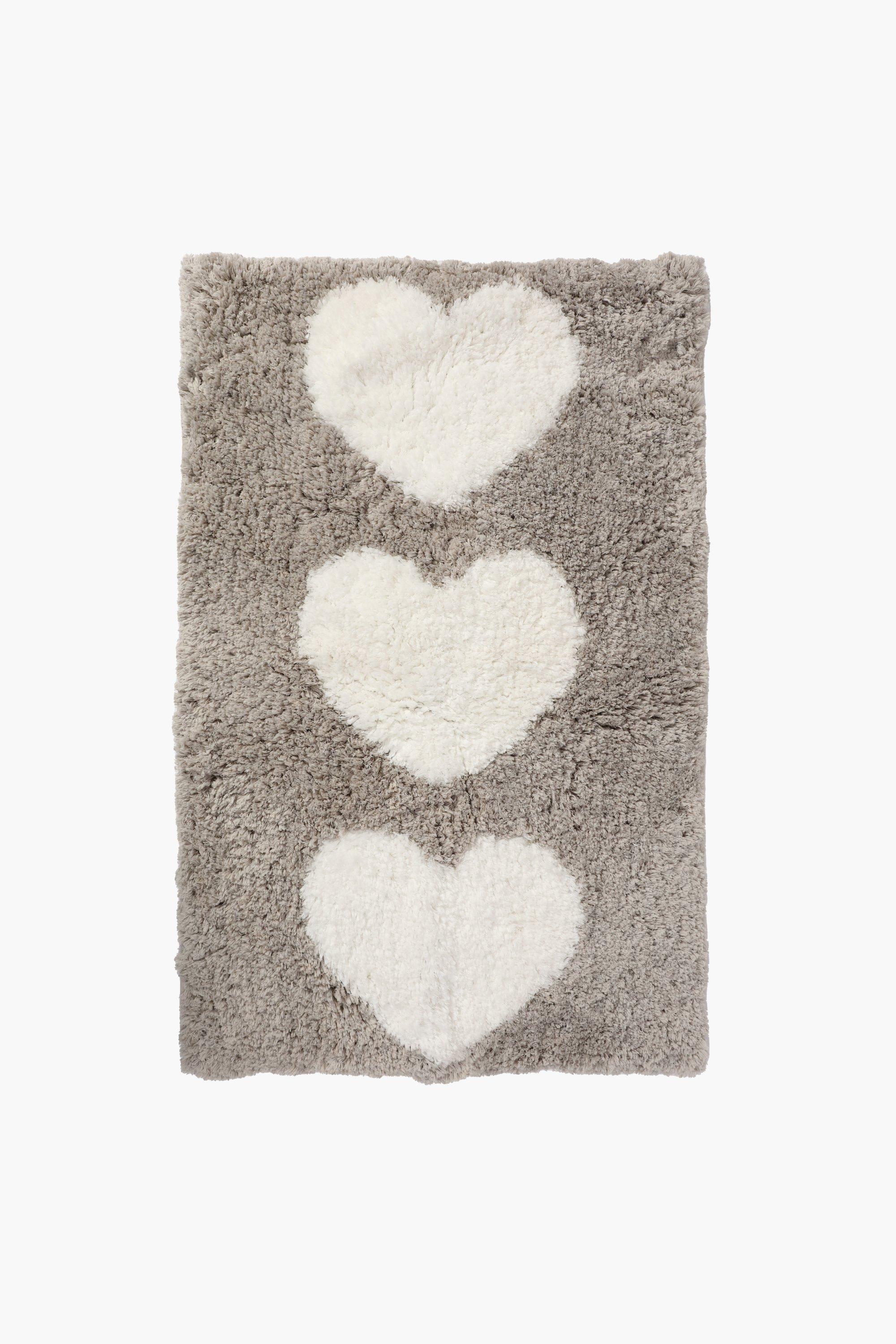 Tufted Hearts Rug, 70x110cm