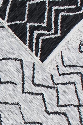 Jacquard Carlin Rug, 80x140cm