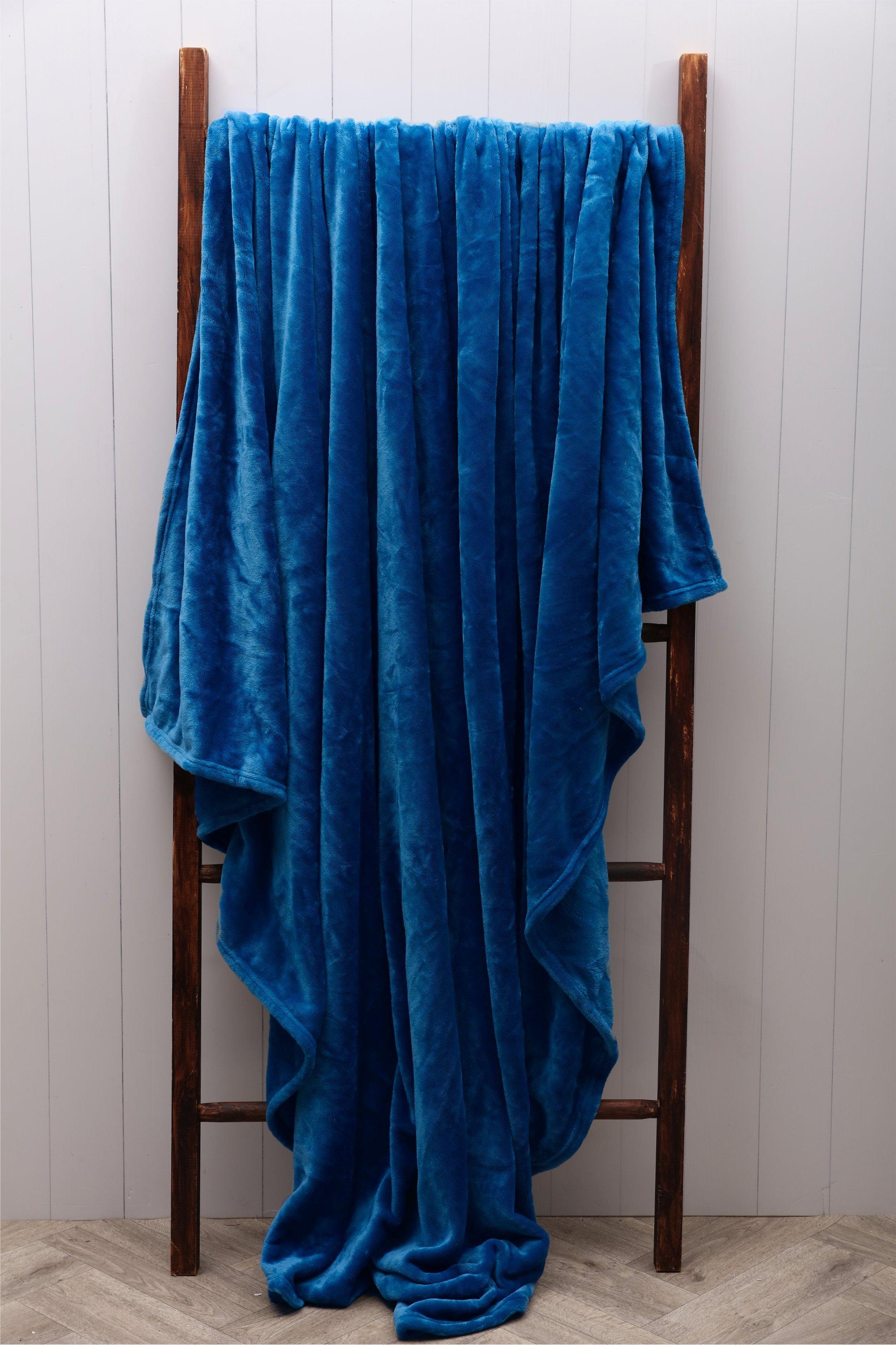 Plush Stretch Blanket