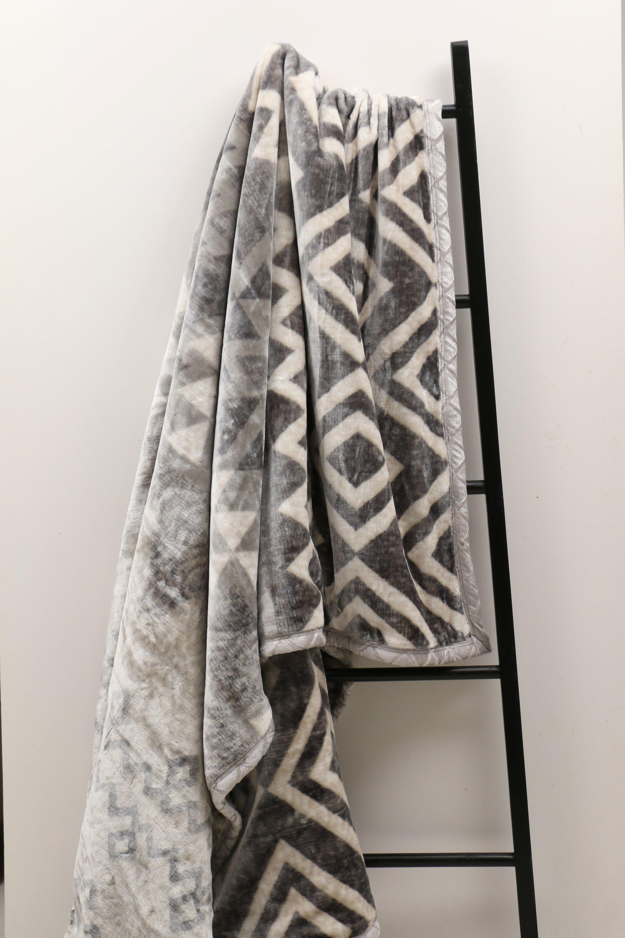 Mink Tzaneen Geometric Blanket, 200x220cm