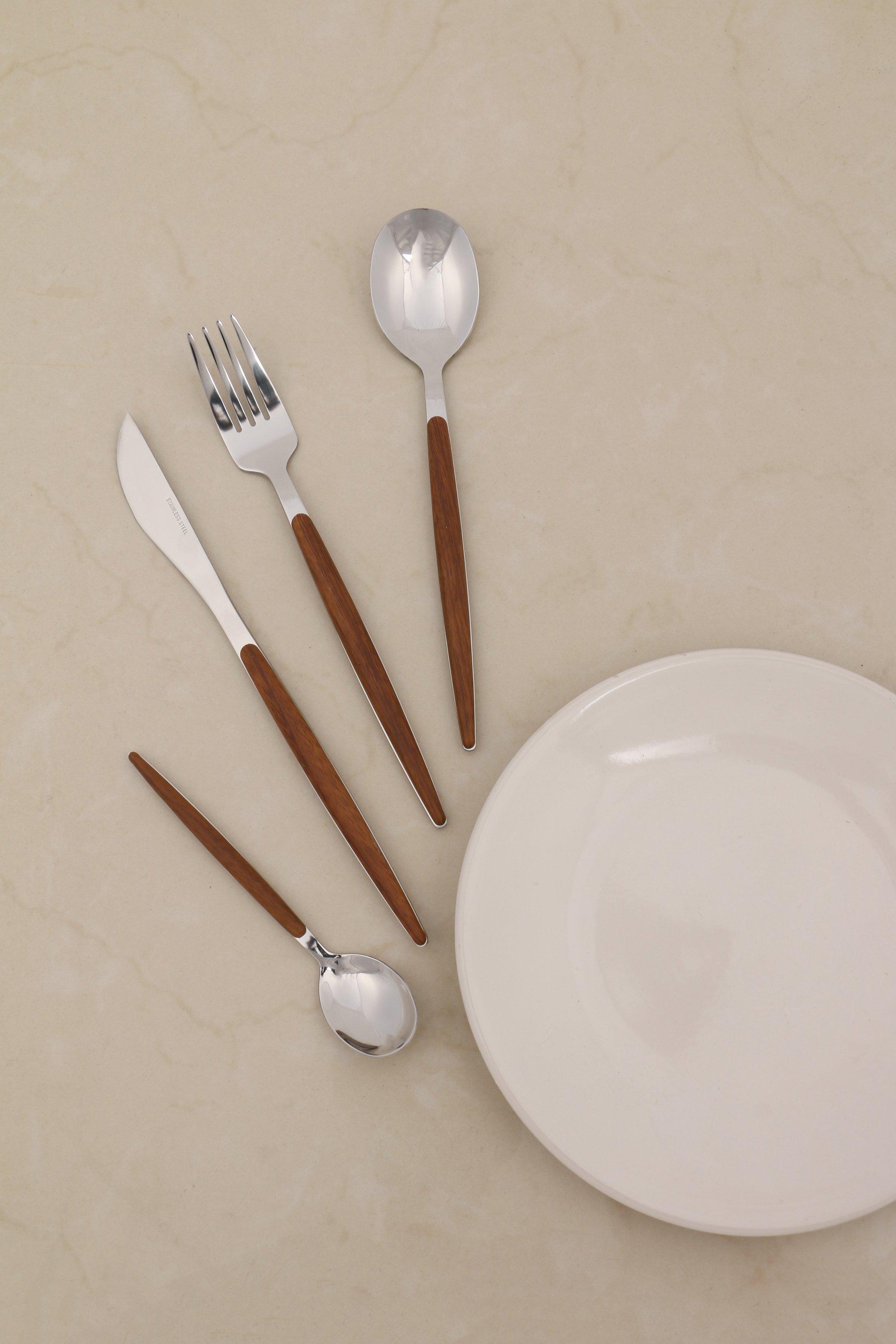 24 Piece Stainless Steel Cutlery Box Set