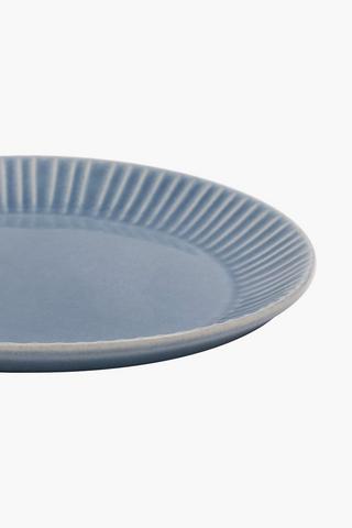 Ribbed Edge Stoneware Dinner Plate