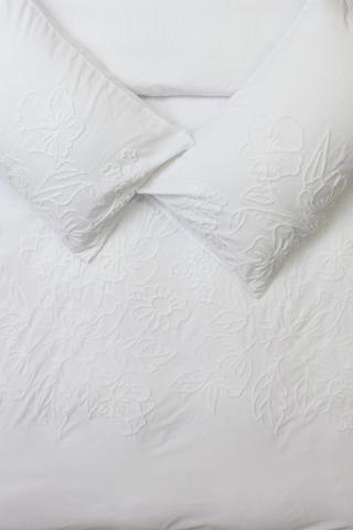 Tufted Floral Classic Duvet Cover Set