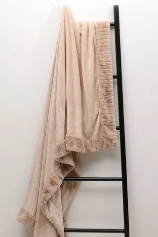 Ribbed Trim Faux Fur Blanket, 150x200cm