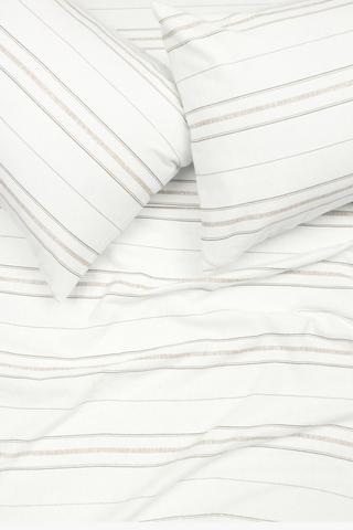100% Brushed Cotton Winter Stripe Flannel Fitted Sheet