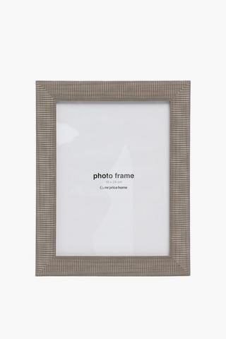 Ridged Border Frame, 13x18cm