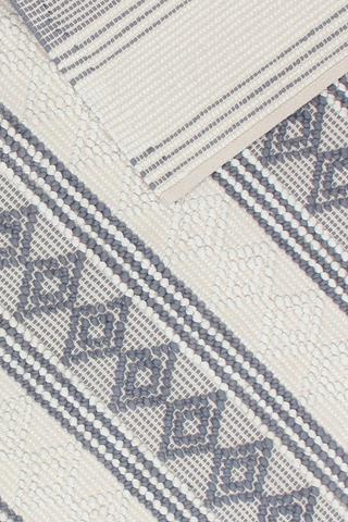 Jacqaurd Knot Rug, 120x180cm