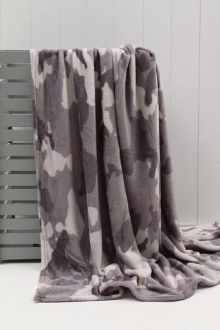 Super Plush Camo Blanket, 150x180cm