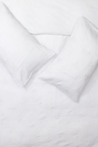 Jacquard Textured Waffle Cresent Duvet Cover Set