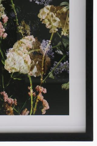 Framed Onyx Floral, 40x60cm