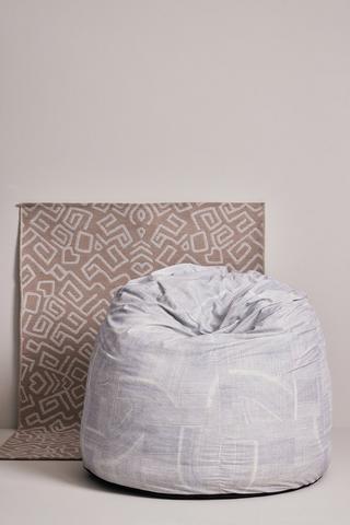 Colab Xolani Mhlongo Bean Bag