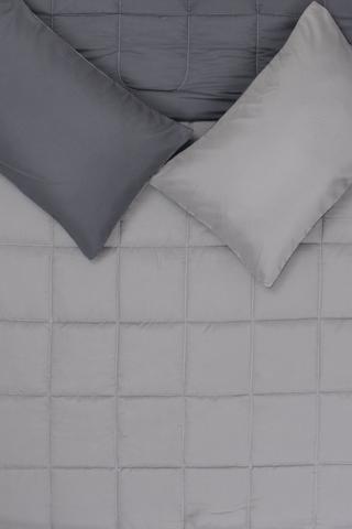 Microfibre  Plain Dye Quilted Comforter Set
