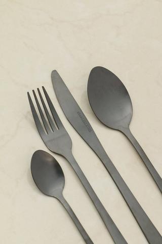 16 Piece Cutlery Set