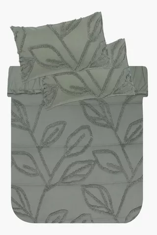 Soft Touch Clipped Textured Jacquard Embellished Leaf Comforter Set