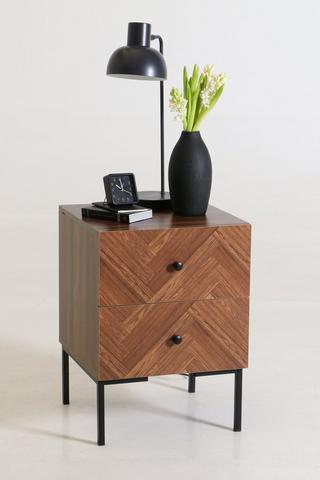 Herringbone Pedestal