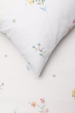 132 Thread Count Bellavista Floral Fitted Sheet