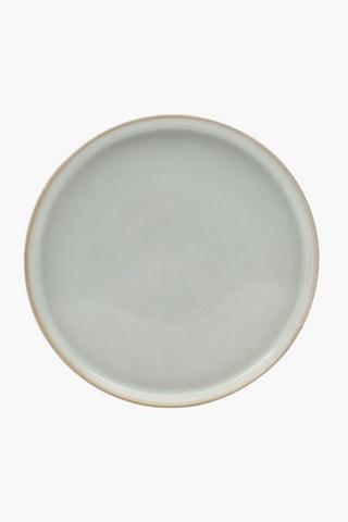Scallop Stoneware Dinner Plate