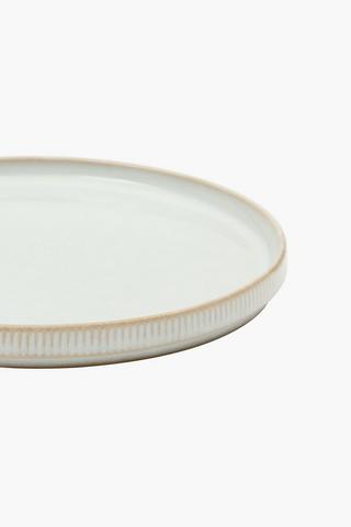 Scallop Stoneware Dinner Plate