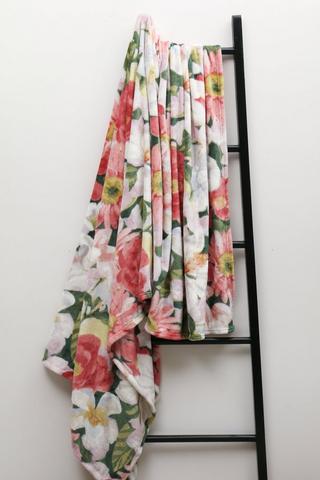 Super Plush Giada Floral Classic Blanket, 200x220cm