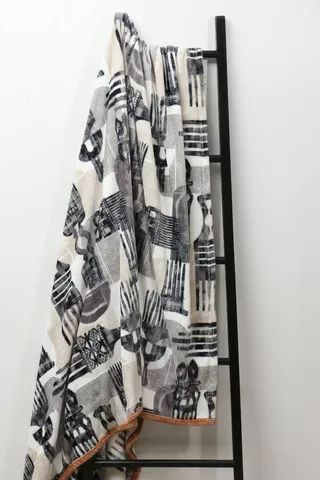 Colab Xolani Mhlongo Superplush Blanket, 200x220cm
