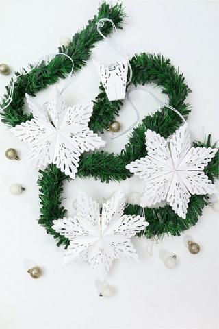 4 Pack Hanging Paper Snowflakes