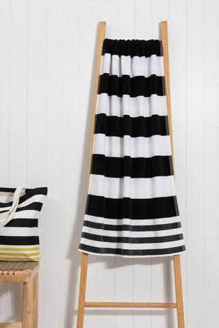 Cabana Border Stripe Reversible Cotton Beach Towel, 70x140cm