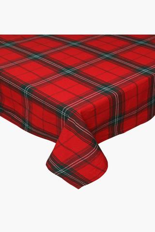 Festive Check Tablecloth, 135x230cm